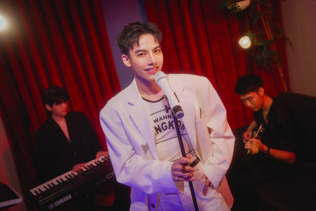 'ต้น ธนษิต'กลับมาพร้อมกับแนวเพลงที่หลายคนคิดถึง กับซิงเกิ้ล'เธอจะเข้าใจฉัน ต่อเมื่อไม่มีฉันให้เข้าใจแล้ว'