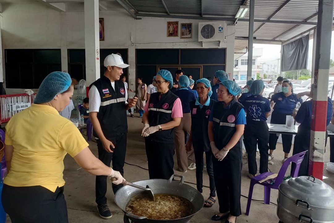 'วราวุธ'กำชับทีม พม.เร่งช่วยเหลือกลุ่มเปราะบาง-ปชช.ประสบภัยน้ำท่วมภาคเหนือ–อีสาน