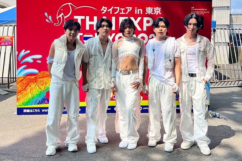 'อาร์ท, ปอล, ปลื้ม, บิ๊ก, ,มอร์แกน'แห่งวง Y2Z ยกทัพความฟินอินเจแปน