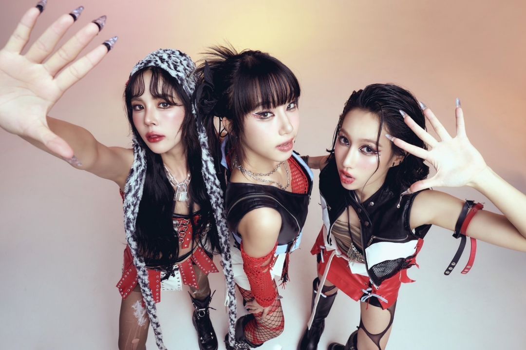 วง PRETZELLE กำลังจะเดบิวต์เป็นเวอร์ชวลอาร์ตติส (Virtual Artist) ในนาม 'PRETZ'