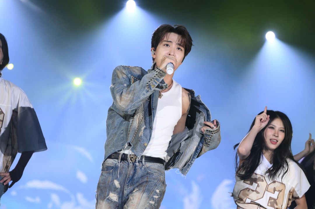 ยองแจสร้างปรากฏการณ์ ONCE IN A DREAM กับเอเชียทัวร์คอนเสิร์ตแรกที่ไทย  2024 YOUNGJAE ASIA TOUR 'ONCE IN A DREAM'