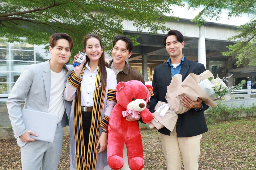 คนดู'โลกหมุนรอบเธอ'โดนใจ!  'เจมส์ จิ - นัท มีเรีย'เล่นถึง!กระแสโซเชียลแห่ชื่นชม