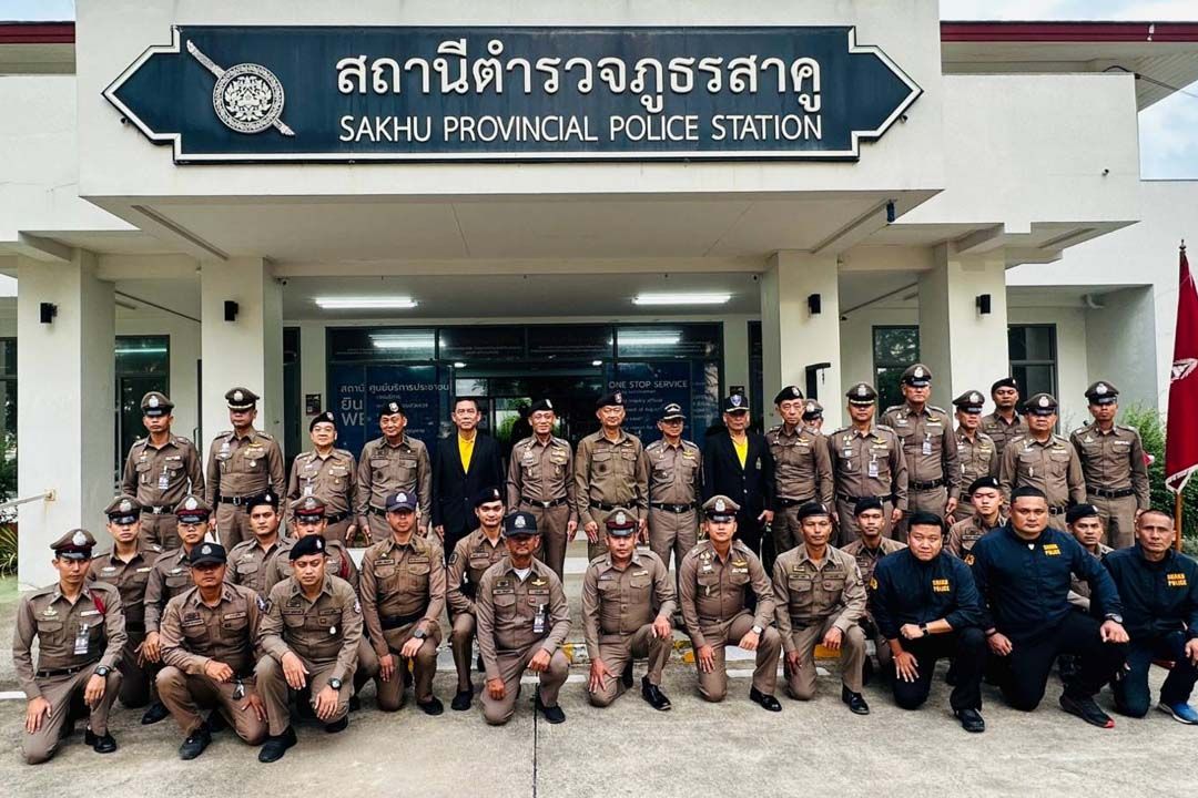 ‘พล.ต.อ.สุรพงษ์ ชัยจันทร์’ที่ปรึกษาพิเศษตร.ลุยภูเก็ต ตรวจยี่ยม‘สภ.สาคู’