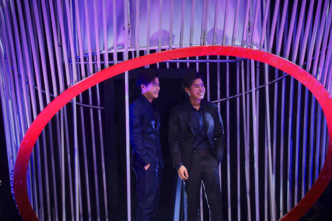 เกิดอะไรขึ้น? ทำไมหนุ่มโสดมาถึงสอง! 'ปั้น-โป้ง'The Fadd ควงคู่ออกรายการTake Me Out Thailand