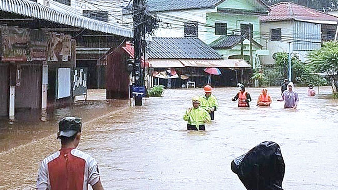 เชียงรายอ่วม ฝนถล่ม-‘ลำนาสาย’วิกฤต ตลาด‘สายลมจอย’จมบาดาล