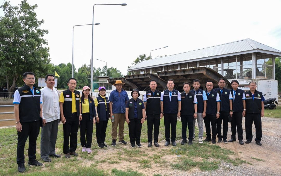 'ดร.ทัศนีย์ เมืองแก้ว'ผู้ตรวจราชการกระทรวงเกษตรฯพร้อมคณะลงพื้นที่ติดตามสถานการณ์น้ำในพื้นที่จ.พิษณุโลก