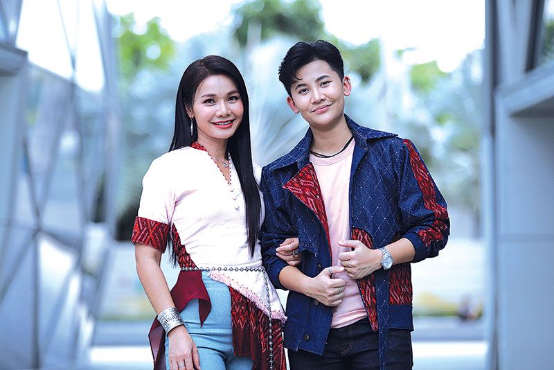 ‘ผู้สาวซิ่นมัดหมี่’เพลงใหม่  ‘ต่าย อรทัย’ชวน‘หนามเตย’ร่วมแจม