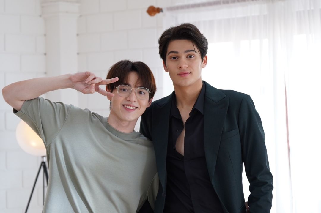'เจมส์'สวมบทเจ้านายร้อนรัก เสิร์ฟจูบให้ 'กาด'สุดฟิน ในซีรีส์ Bad Guy My Boss เจ้านายร้ายรัก อีพี 2