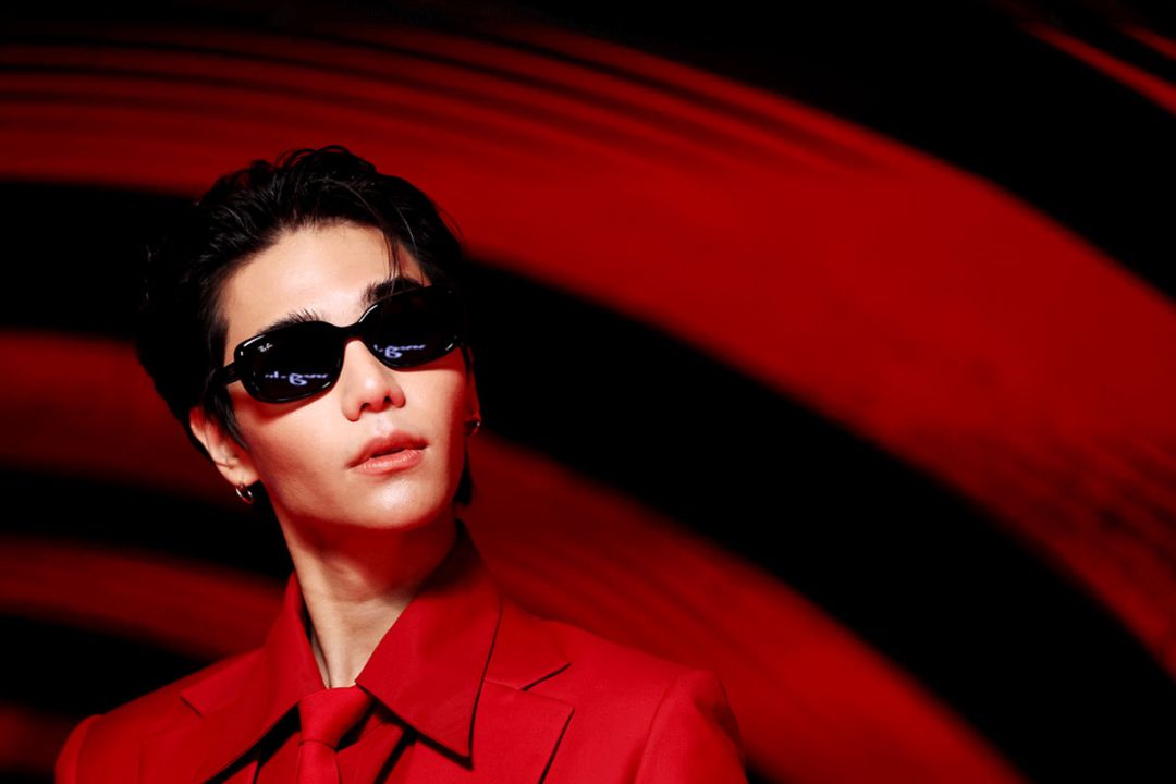 Ray-Ban เปิดตัวแคมเปญใหม่ล่าสุด ดึง ‘เจฟ ซาเตอร์’ เป็นแบรนด์แอมบาสซาเดอร์คนแรก กับแว่นตาสุดไอคอนิค