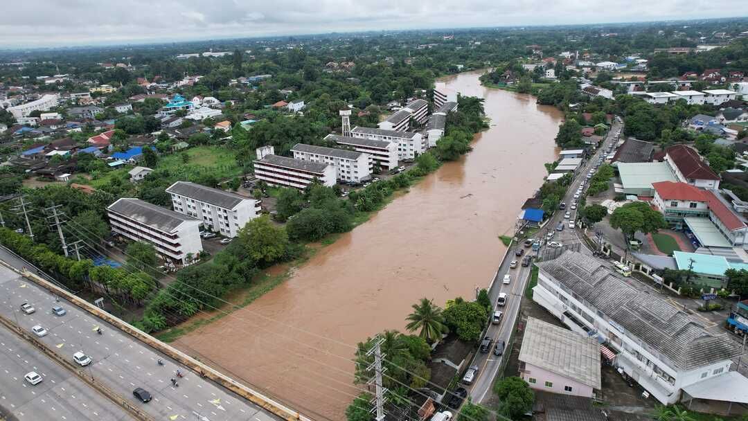 น้ำปิงเชียงใหม่เพิ่มสูงขึ้น กรมชลฯแจ้งเตือนพื้นที่ริมตลิ่งเฝ้าระวังอย่างใกล้ชิด