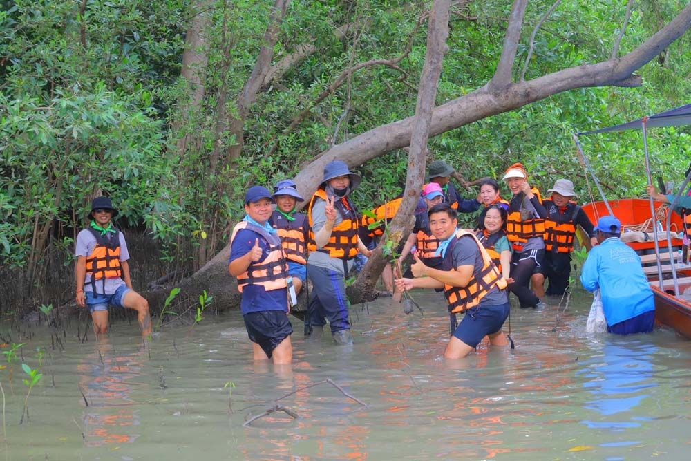 ชาเทรียมฯ ร่วมแรงร่วมใจเพื่ออนาคตที่ยั่งยืน  ปลูกป่าชายเลน ภายใต้โครงการ ‘Think First Think Earth’