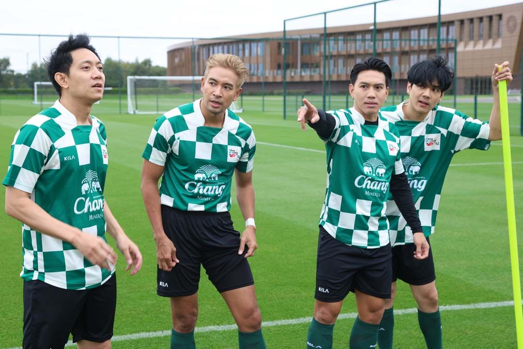 ‘นิกกี้’ ยกแก๊งเพื่อนซี้คอบอลตะลุยอังกฤษบินลัดฟ้าจอยทริปสุดเอ็กซ์คลูซีฟ