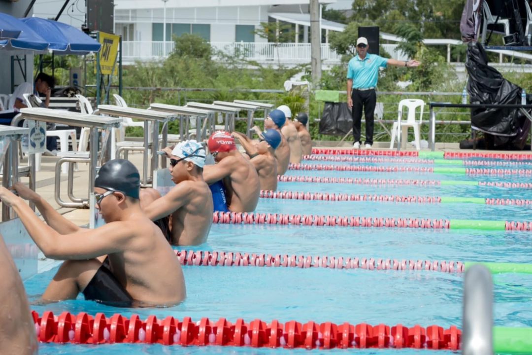 ฉลาม-เงือก ทั่วประเทศกว่า 600 คน ร่วมชิงชัยศึกว่ายน้ำ ม.รังสิต