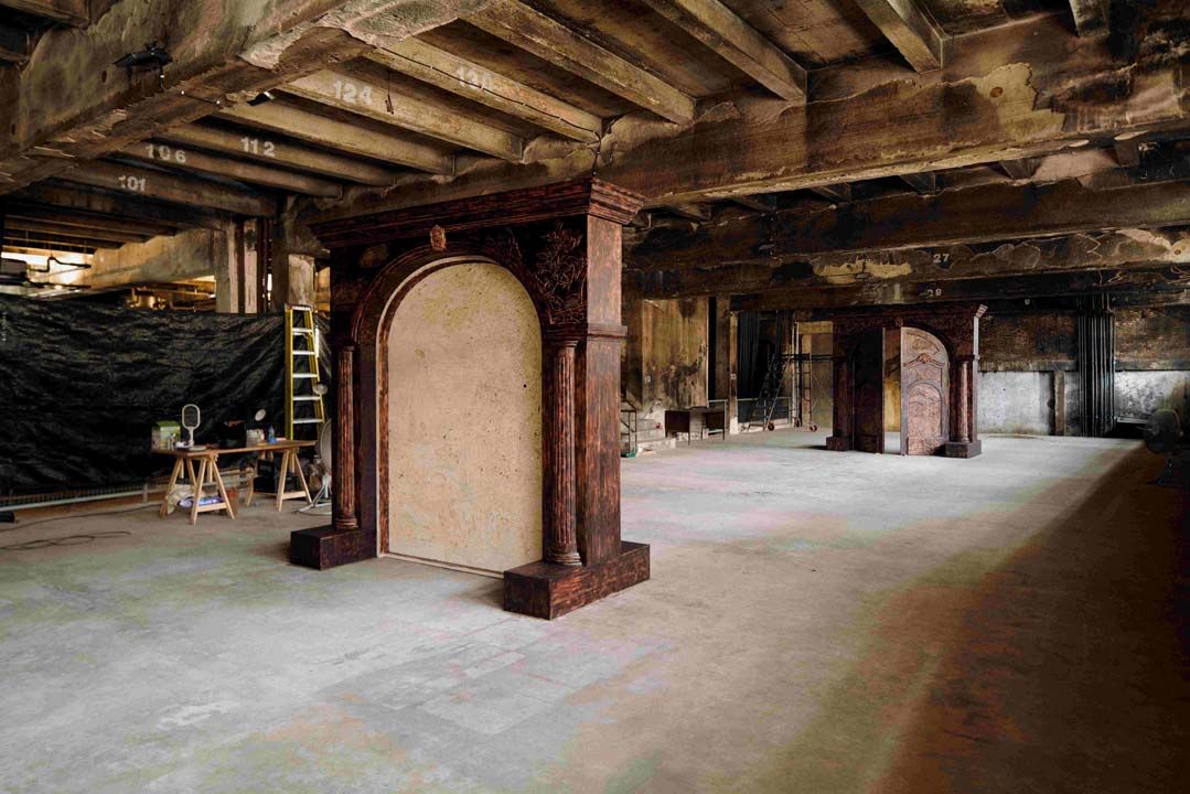 ชมนิทรรศการ‘The Engineers’โดย Cole Lu  ที่พิพิธภัณฑ์และห้องสมุดเจ้าอาวาสวัดบวรนิเวศวิหาร