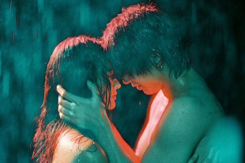 'BRIGHT' แอบสปอยลงภาพซุปตาร์สาวสวย 'Liza Soberano' ร่วมเล่น MV เพลงใหม่ 'Long Showers'