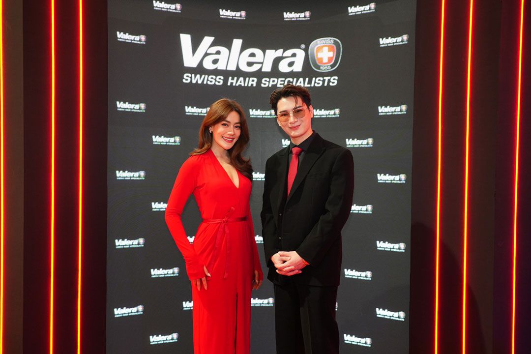 ‘คิมเบอร์ลี่-คริส พีรวัส’ อวดเคล็ดลับผมสวย ในงานเปิดตัว ‘Matrixcare AI Hairdryer’