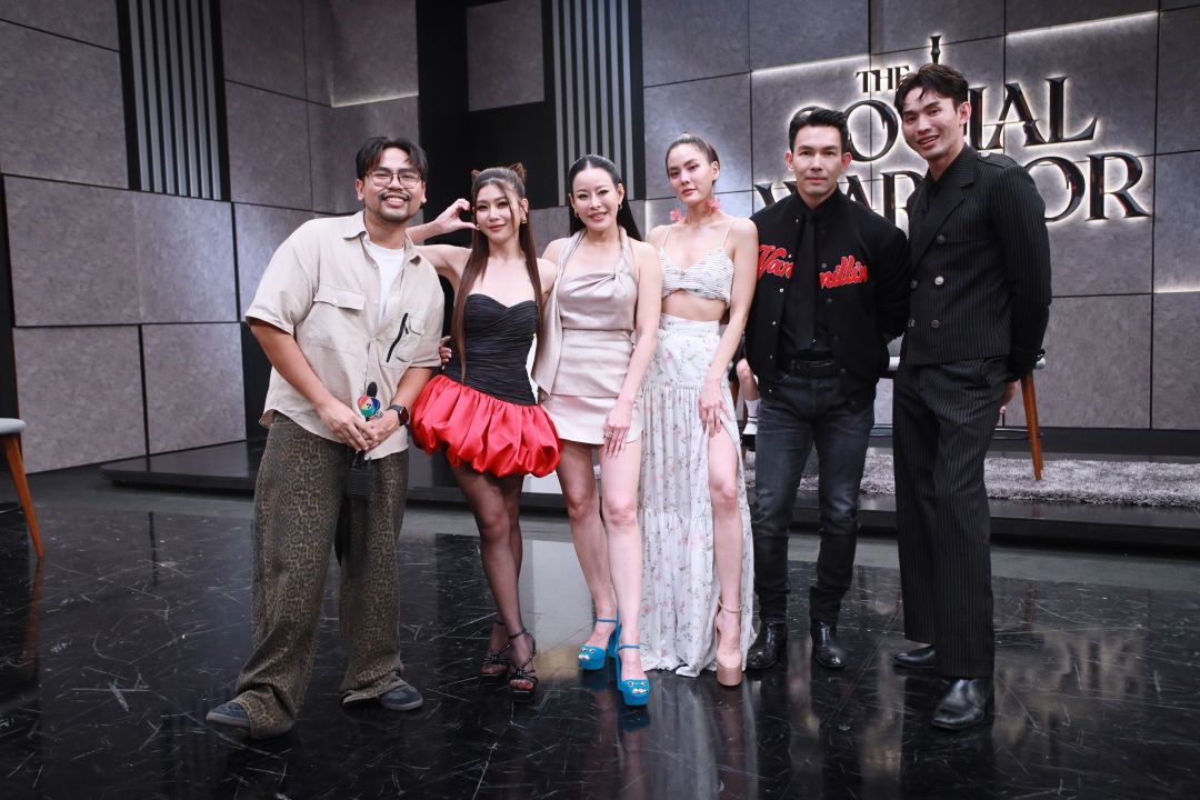'นิวหนวด'บุกรายการ 'THE SOCIAL WARRIOR สมรภูมิโซเชียล'พากระทบไหล่ 'เจนี่-อั้ม-กุ๊บกิ๊บ-หนิง'