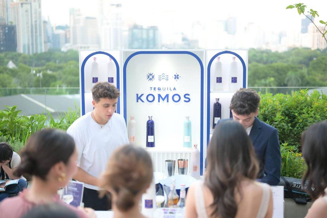 สัมผัสประสบการณ์สุดเอ็กคลูซีฟกับ 'KOMOS' เตกีล่าระดับลักซ์ชูรี่! การันตี 100 คะแนนเต็ม รางวัลระดับโลก