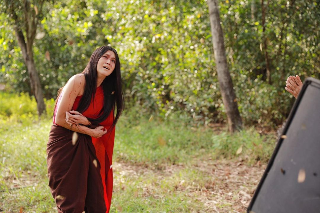 'ยิหวา'โกรธจัด ซัดหมอผียับ รู้ไว้ผัวข้าใครอย่าแตะ!