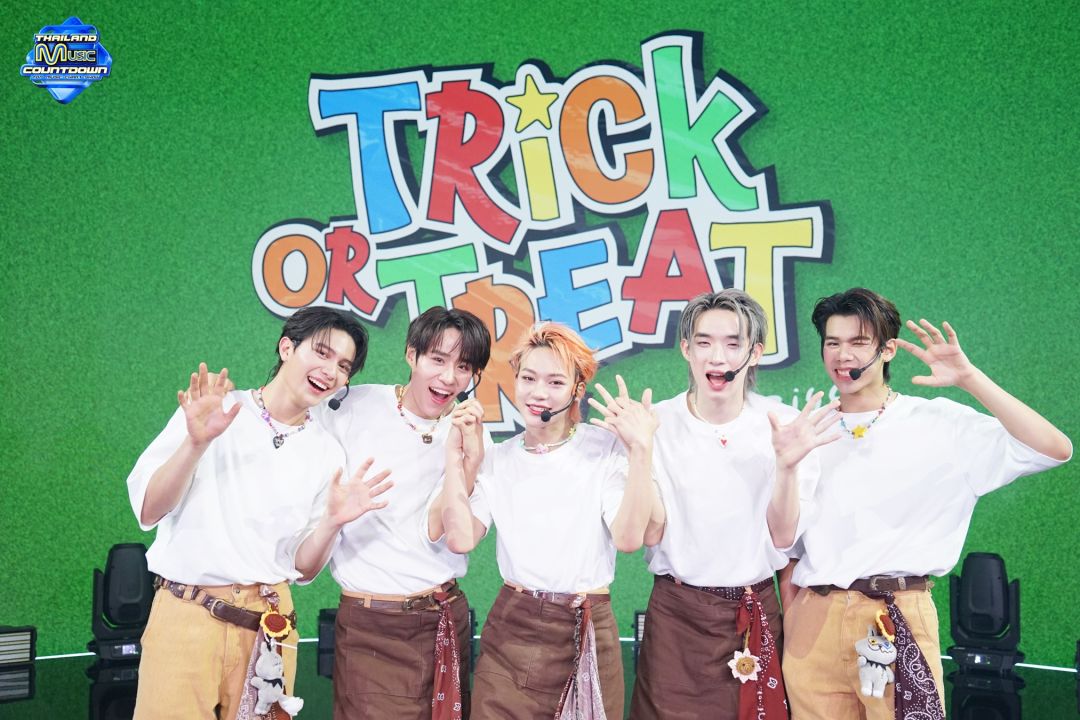 สุดปัง! ‘LYKN’ อวดความน่ารักสุดทะเล้นใส่แฟน ๆ TMC ในเพลง ‘หยอกไม่หลอก’