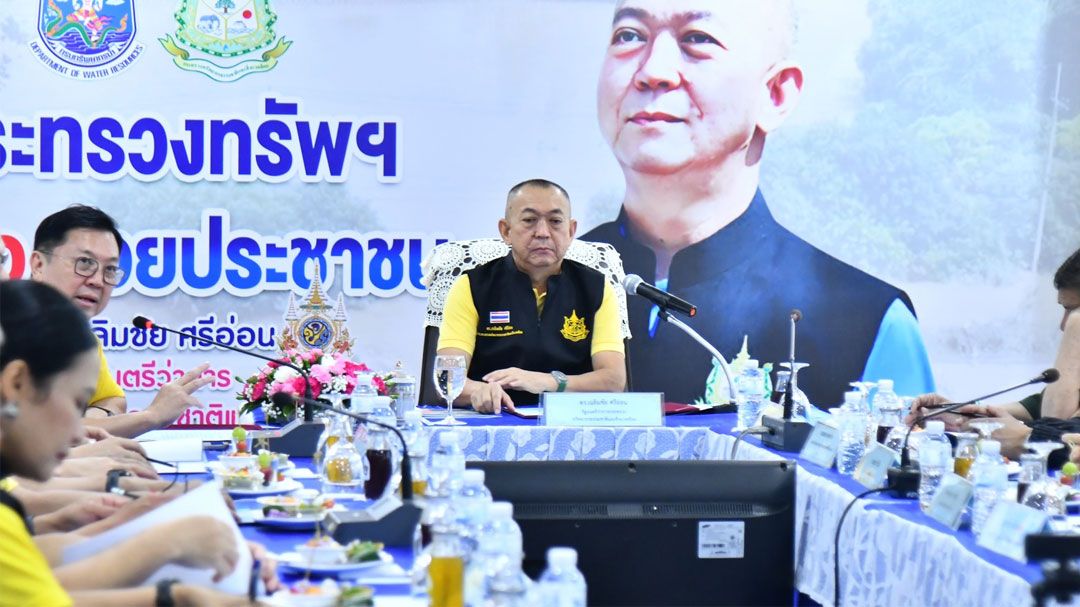 'เฉลิมชัย'ลงพื้นที่ติดตามสถานการณ์น้ำท่วม สงขลา-ยะลา-ปัตตานี-นราธิวาส