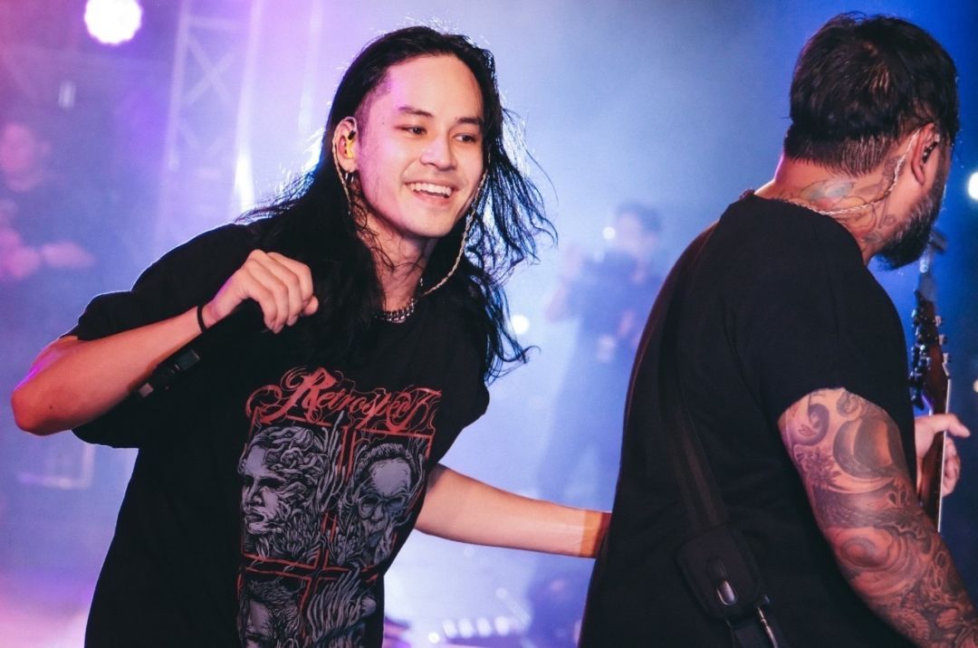 สองพลังร็อค! 'เก้า Retrospect &บอยLomosonic'พลังมันส์ล้นเหลือสาดความเดือดผ่านเพลง'ขอ..ไม่มีเธอ'