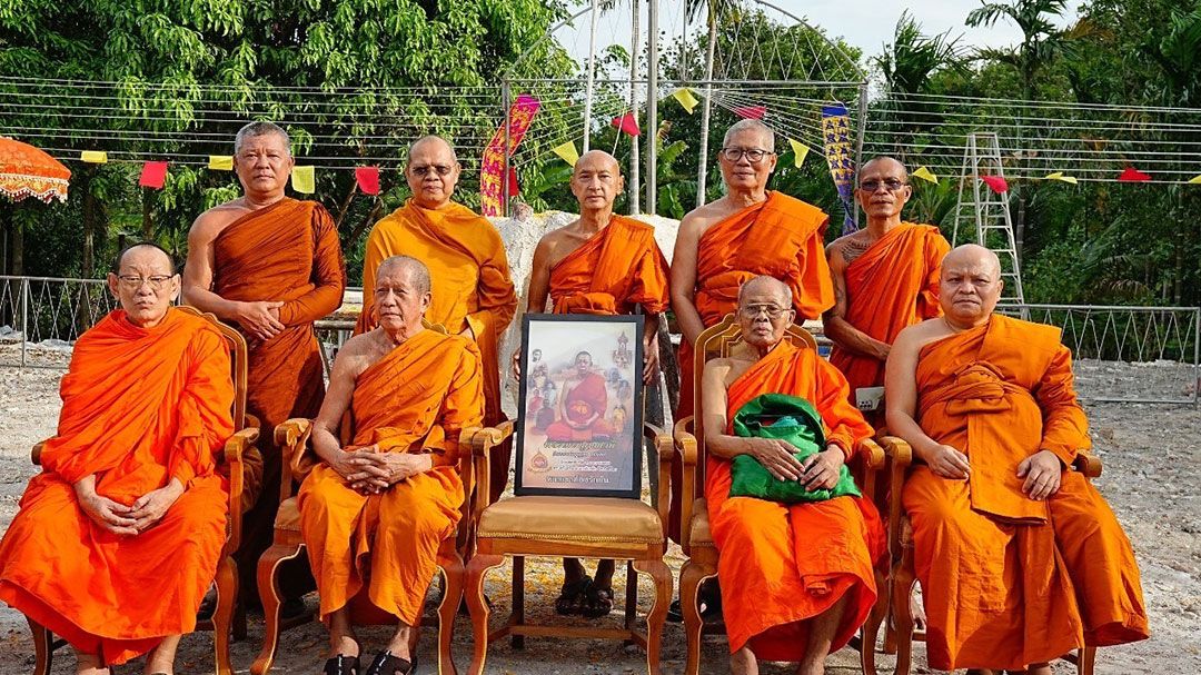 'ศิษยานุศิษย์'ร่วมเททองหล่อรูปเหมือน'พระเทพณาณเวที'อดีตเจ้าอาวาสวัดมงคลทับคล้อ