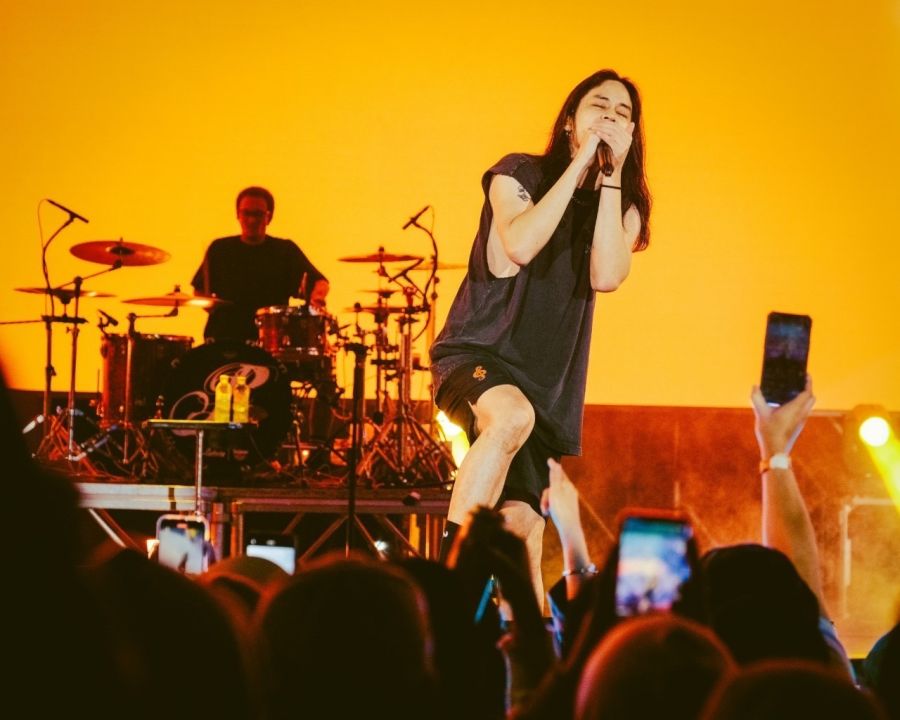 'เก้า จิรายุ'นำทีม Retrospect แผดเผาความหนาวด้วยร็อคสุดร้อนแรง ใน Land of Musìc 2024