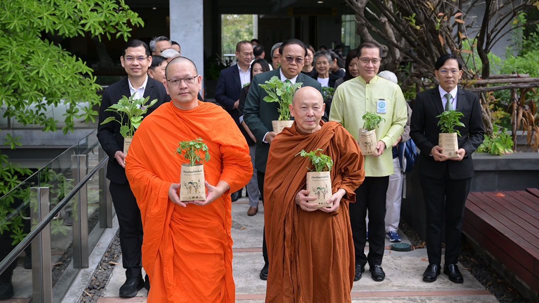 'สสส.'ผนึก 17 หน่วยงานชวนทำบุญวิถีใหม่ เวียนเทียนต้นไม้ งดจุดธูป-เทียนลดฝุ่น PM2.5