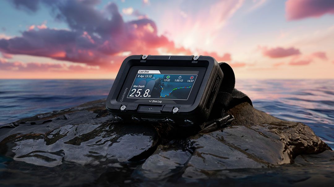 DESCENT X50i ไดฟ์คอมฯ จอแสดงผลขนาดใหญ่รุ่นแรกของ GARMIN