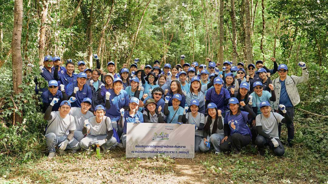 ซันโทรี่ เป๊ปซี่โค ประเทศไทย ผสานทฤษฎีป่าเปียกและภูมิปัญญาชาวบ้าน อนุรักษ์ป่าต้นน้ำในจังหวัดเพชรบุรีอย่างยั่งยืนผ่านกิจกรรม 'คน น้ำ ดี' ครั้งที่ 6