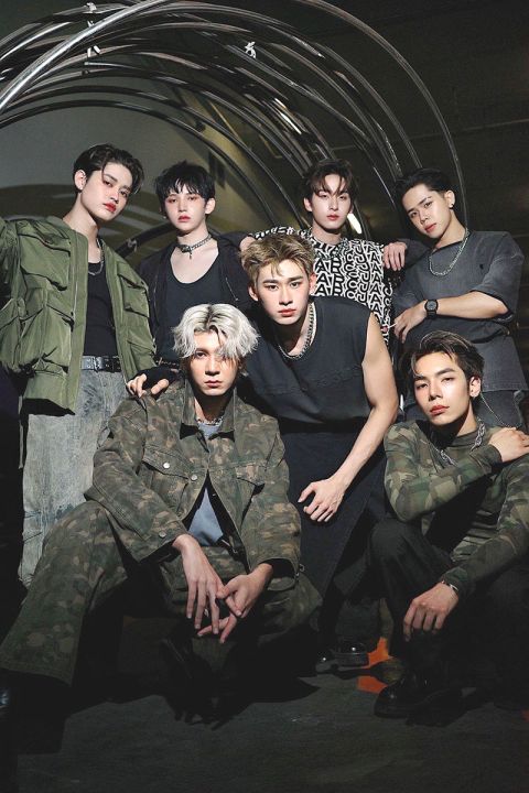 SOLD OUT ไม่เกินคาด!‘Flex FANDAY วันแฟนแห่งชาติ’บัตรหมดเกลี้ยง!!