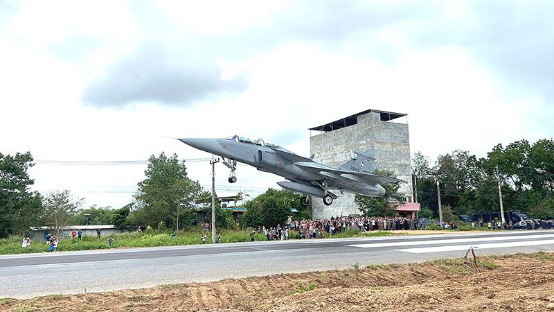 ทอ.ทดสอบขีดความสามารถ  เครื่องบินขับไล่‘Gripen’