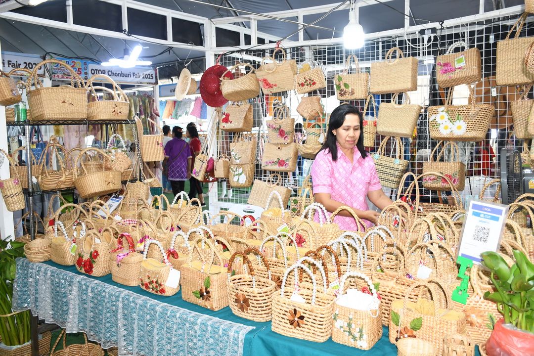 เริ่มแล้ว! งานมหกรรม ‘OTOP Chonburi Fair 2025’ ชม ช้อปสินค้า OTOP ฟื้นฟูเศรษฐกิจท้องถิ่น