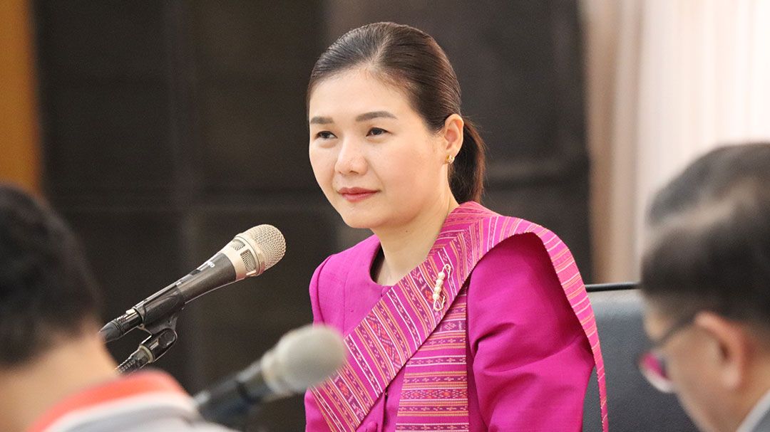 'จิราพร'เปิดเวทีรับฟังเครือข่ายกองทุนหมู่บ้านอีสานกลาง 13 จังหวัด ลุยเดินหน้าโครงการ SML