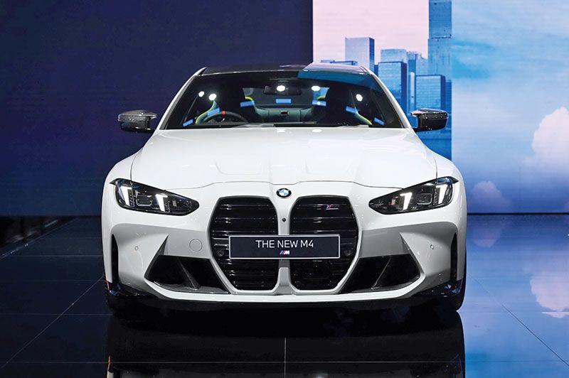 บีเอ็มดับเบิลยู M4 Competition M xDrive Coupe  ราคาเริ่มต้น 10,339,000 บาท