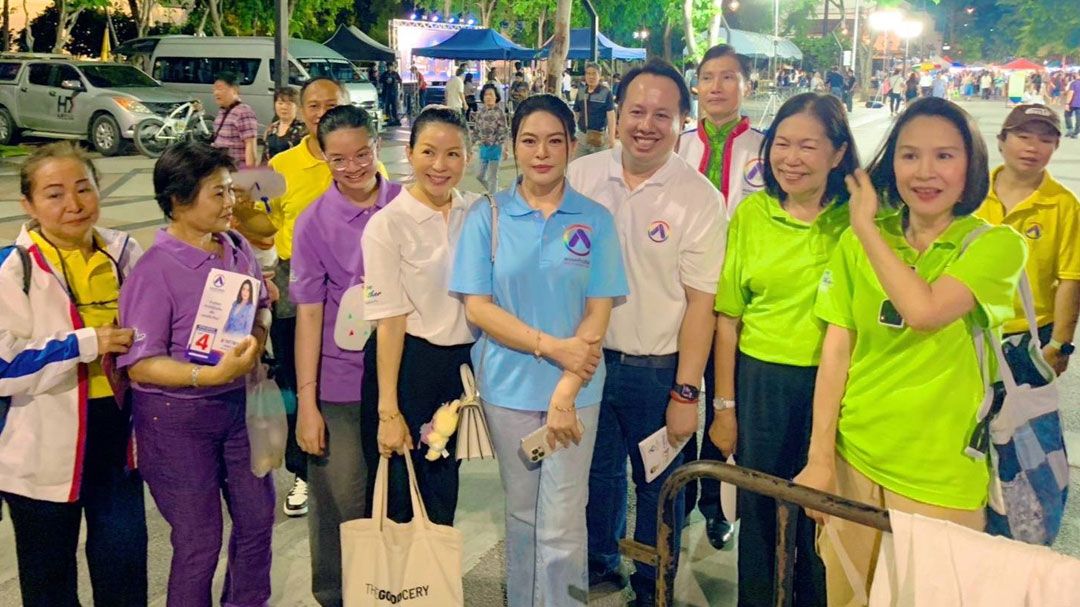 'มาดามหยก'ลุยเต็มสูบ ชวนชาวเชียงใหม่ เข้าคูหากาเบอร์ 4 บัตรสีเหลืองทอง และเบอร์ 19-24 บัตรสีเขียว