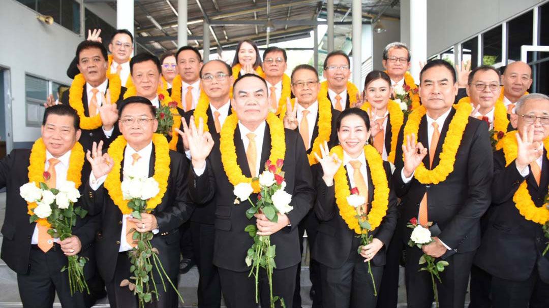 3 ทีมใหญ่คึกคัก!!! สมัคร'นายกสภาทนายความ-กก.บริหาร'วันแรก