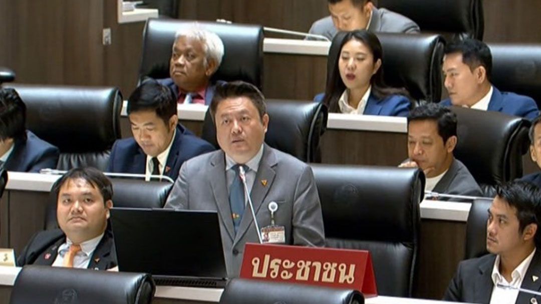 สร้างตึกใหม่3.8พันล้านแพงกว่าสตง.  ปชน.ถล่มงบคมนาคม  สุดอลังการมีลานจอดฮ.  กระทุ้ง‘สุริยะ’แจงให้ชัด