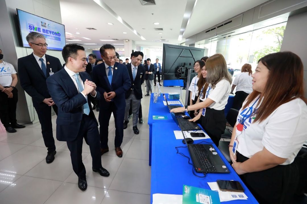 ‘เอกนัฏ’ หนุนผู้ประกอบการใช้พลังงานสะอาด ดึง SME D Bank ช่วย SME ข้ามผ่านวิกฤต