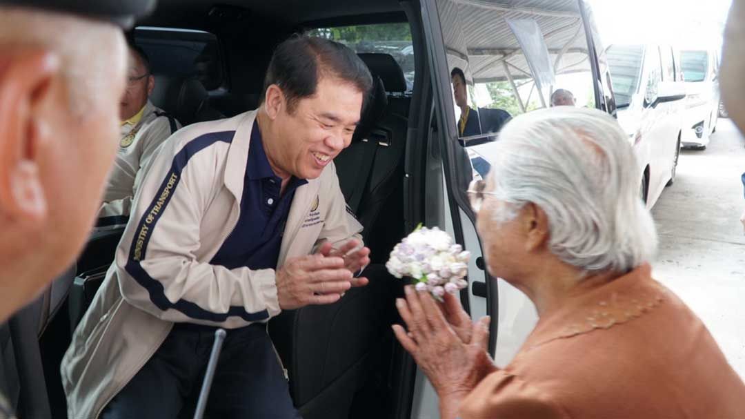 ‘รองนายกสุริยะ’ ลงพื้นที่หนองคาย-ติดตามการก่อสร้างเส้นทางคมนาคม