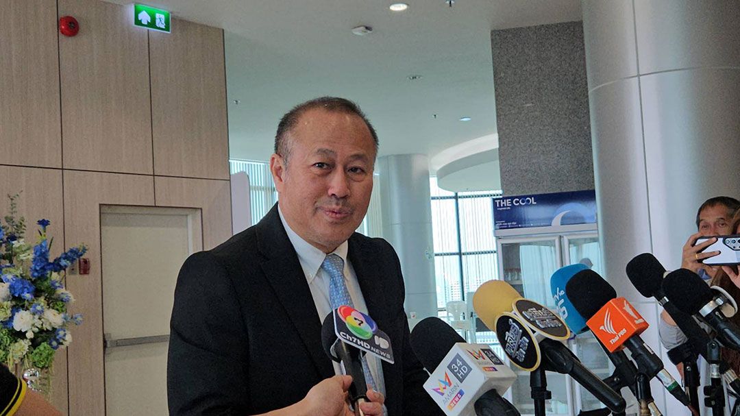 หนุนแพทยสภา  หอบ5หมื่นชื่อให้กำลังใจ  ยึดมติฟันหมอช่วย‘แม้ว