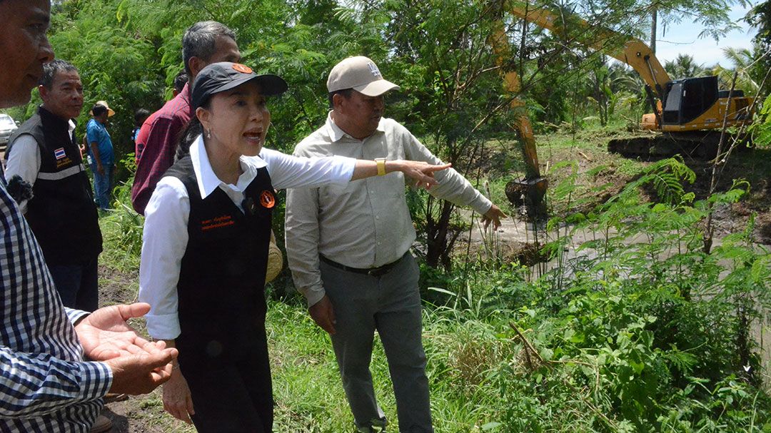 ชาวโคราช6หมู่บ้านเดือดร้อน2พันครัวเรือน ‘ดร.ยลดา’ ลุยช่วยทันที