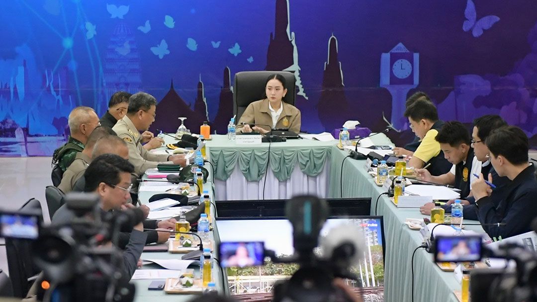 ‘อิ๊งค์’บินสระแก้วตรวจเปิด-ปิดด่าน  เจอชาวบ้านชูป้ายไล่  ‘อ้วน’ชี้กัมพูชายังใช้ไฟไทย