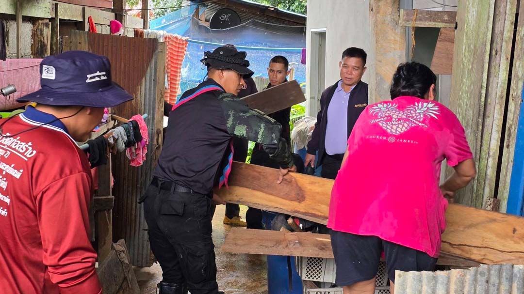 ‘ศบภ.มทบ.38’ร่วมทุกภาคส่วน เร่งช่วยผู้ประสบภัยดินสไลด์ที่‘ทุ่งช้าง’