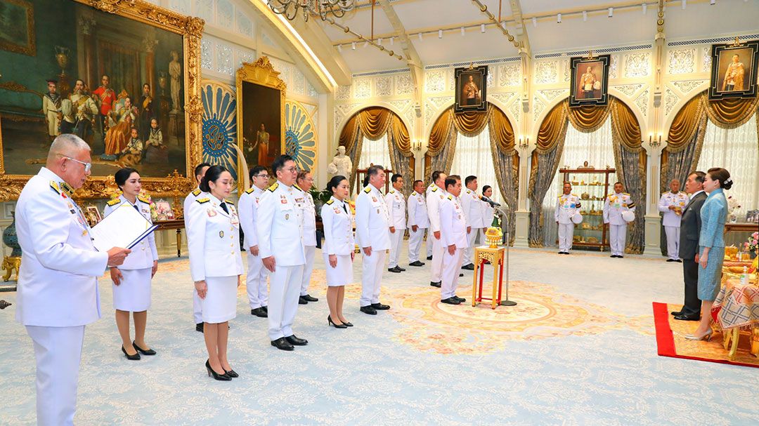 'พรรคประชาชน'ตั้งเงื่อนไข'รบ.ชั่วคราว'  ต้องยุบสภาปีนี้  พร้อมโหวตเลือกนายกฯใหม่