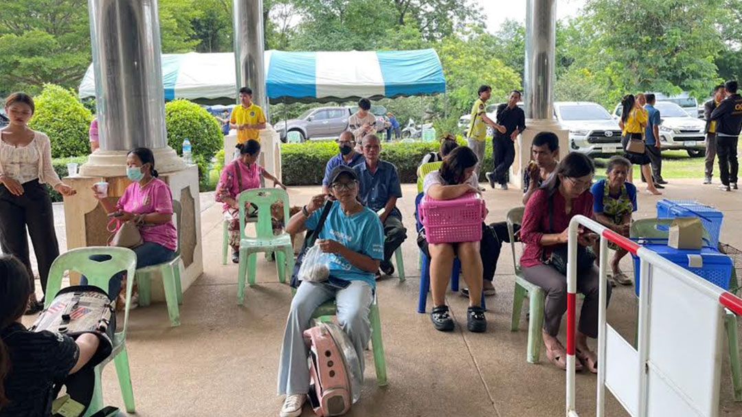 ปศุสัตว์-ทม.ชุมเห็ด ฉีดวัคซีนป้องกันโรค ร่วมกำจัดพิษสุนัขบ้า