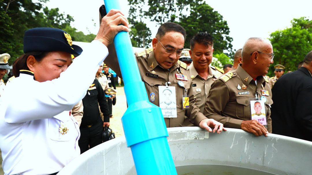 องคมนตรีลงพื้นที่ติดตาม 'โครงการพัฒนาแหล่งน้ำ' ในเขตพื้นที่จังหวัดตรัง