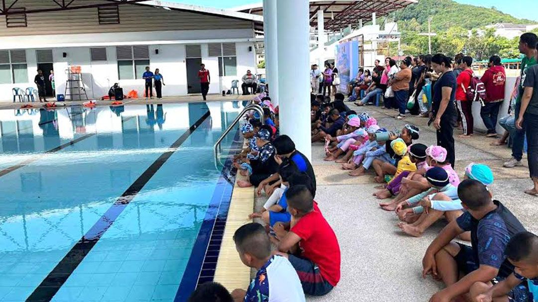 มรภ.สงขลา-ร่วมขับเคลื่อนโครงการ'เด็กไทยว่ายน้ำได้'ฝึกทักษะเอาตัวรอดทางน้ำ