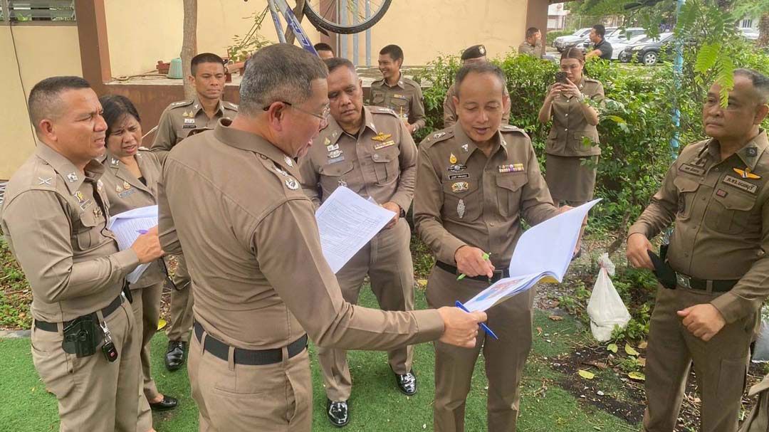 'รอง ผบช.ภ.1'และคณะ ตรวจประเมิน'แฟลตตำรวจ'พื้นที่นนทบุรี